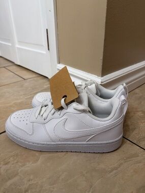 Nike Court Borough Low BRAND NEW